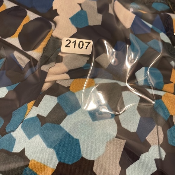 BCBGMaxAzria Cyan Combo XXS - Picture 8 of 8